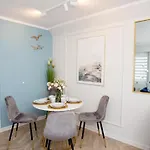 Przy Bulwarach, Sun & Snow Apartamento