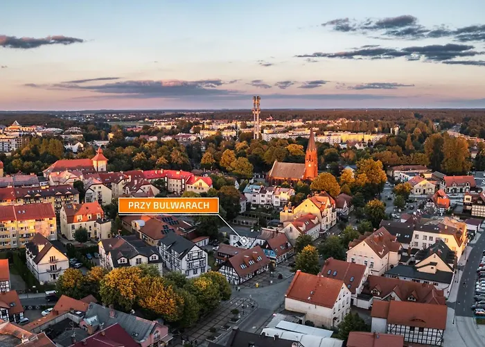 Przy Bulwarach, Sun & Snow 乌斯特卡